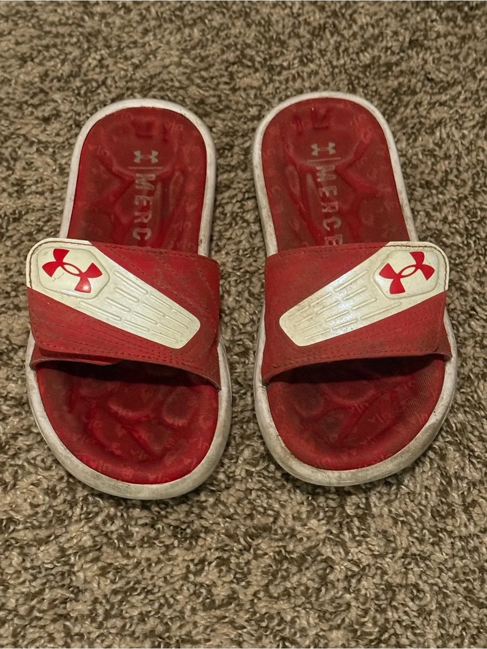 Under Armour Kids' Red Slide Sandals Size 2Y